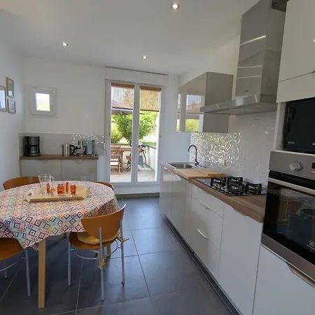 Holiday home Charmante Maison Familiale Proche Des Vosges Et De L'alsace - Fr-1-589-824